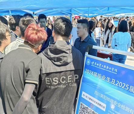 说明: 3d855ee5d1effb45186f510d1ca87eb