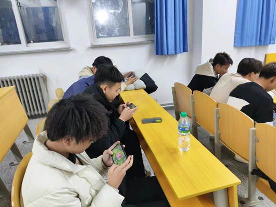说明: 8c93a9f2e75e3a6b9c23d3226f5b129